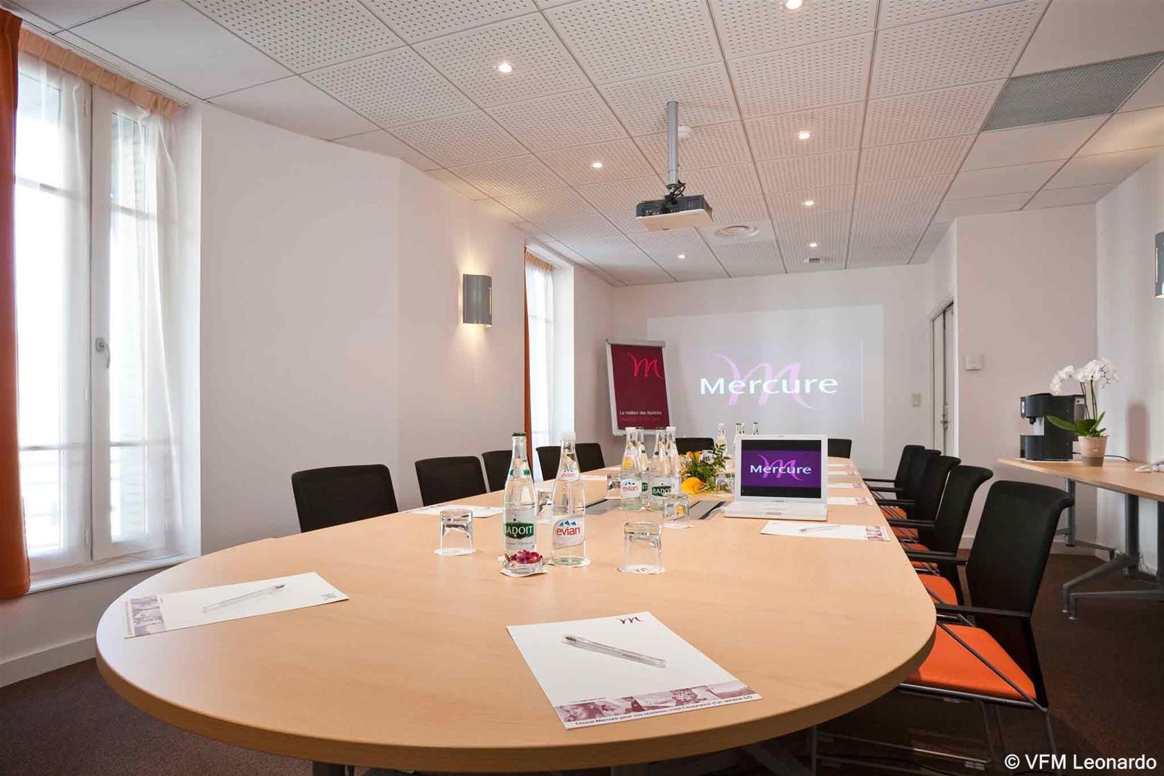 Mercure Lyon Centre Brotteaux Экстерьер фото